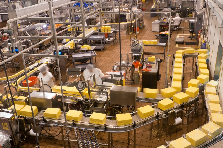 Product moves through a co-packaging line, the kind of make-to-order coordination a growing CPG brand relies on to keep retail orders accurate.